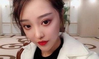 揭秘吃瓜少女Cindy的娱乐圈热议之路