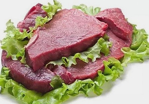 李现持续发力新剧拍摄，演技与公益形象并重